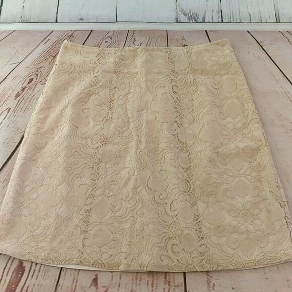 New York & Company Lace Skirt Size 4 - Picture 1 of 4